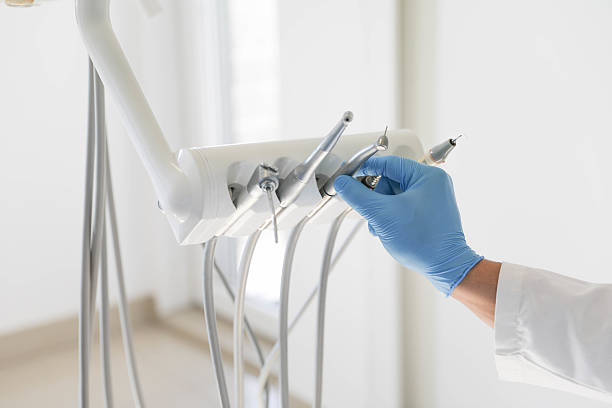 24/7 Emergency Teeth Cleaning And Checkup experts in Aurora, OH